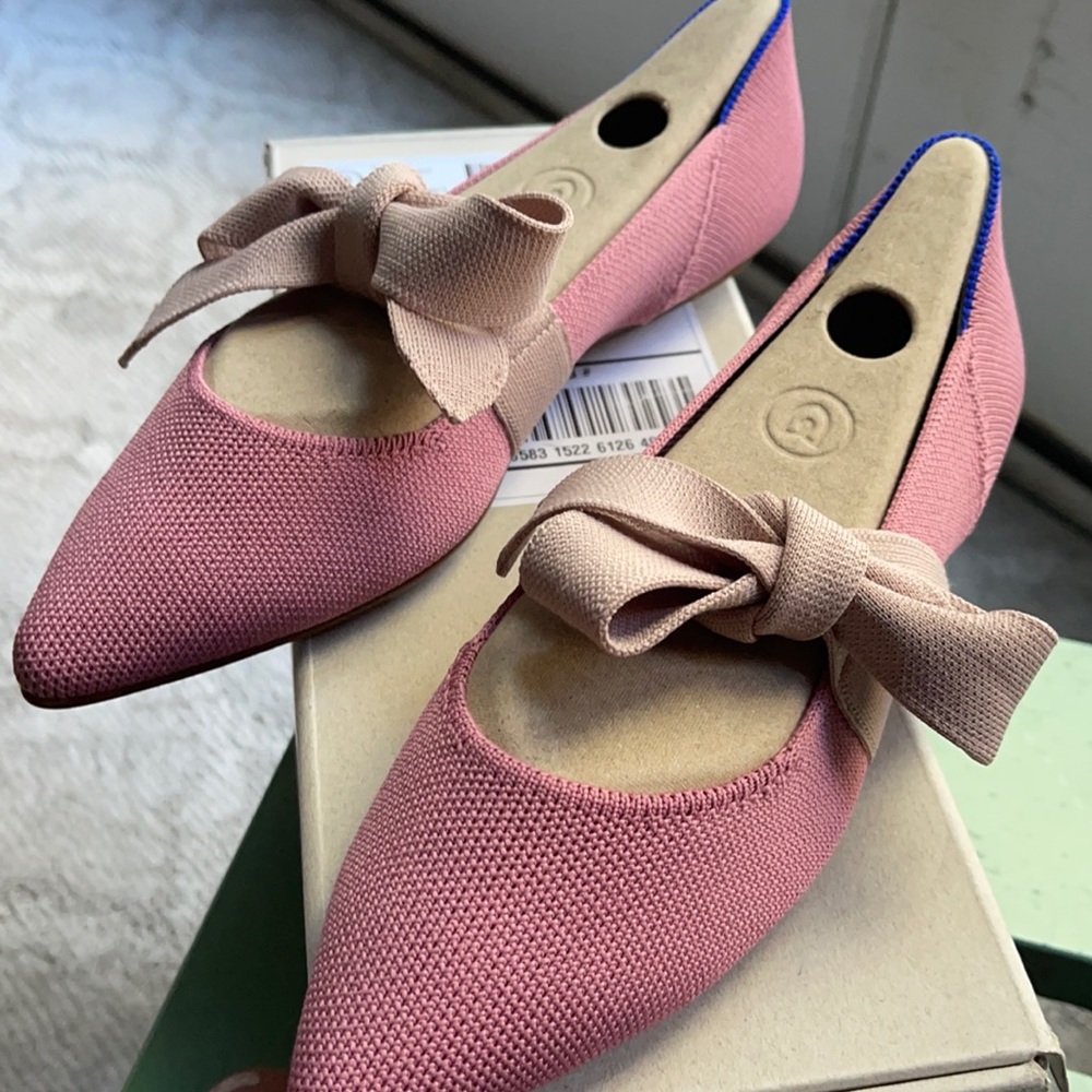 Rothy’s new in the box Rosebud Mary Janes size 6.5